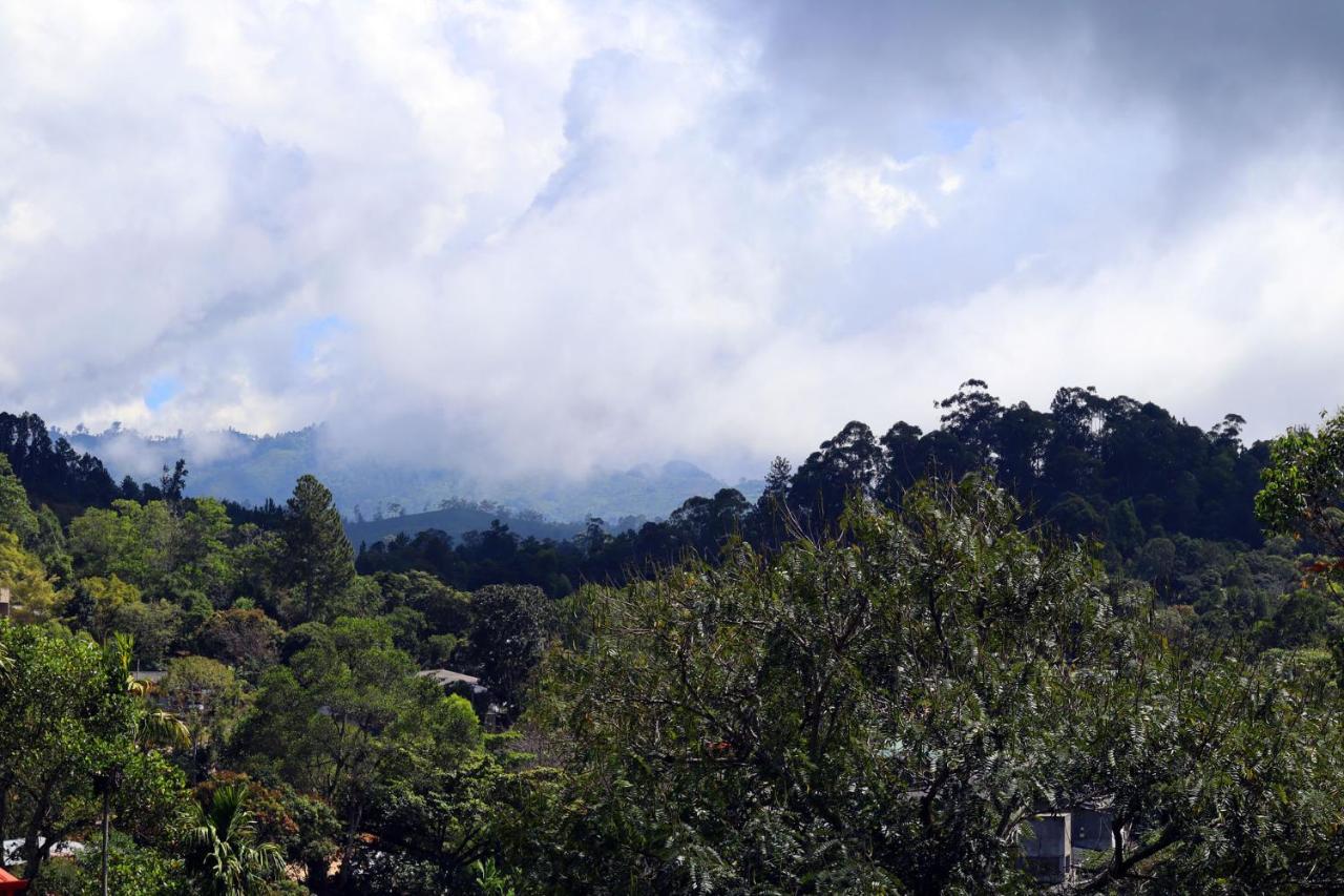 Ella Touch Bed & Breakfast Bagian luar foto